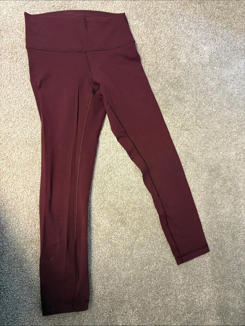Lululemon High-Waist Wine color leggings